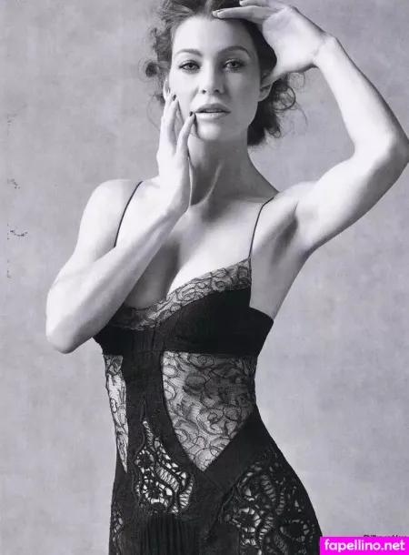 Ellen Pompeo OnlyFans Thumbnail #o61fnRCvmg