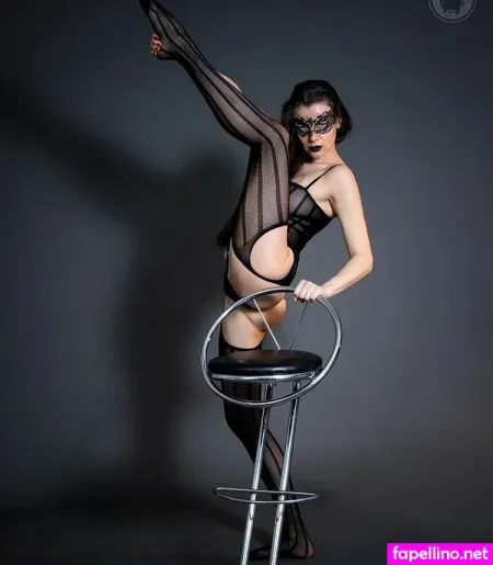Ellen Slusarchi OnlyFans Thumbnail #1yOjmkU2X9