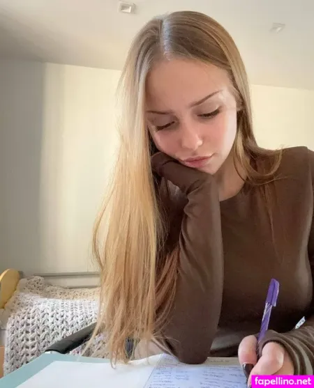 Ellennelson 1 OnlyFans Thumbnail #PEl4ipMAA4