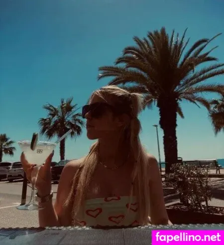 Ellenofficial 1 OnlyFans Thumbnail #SkNtOHnKR1