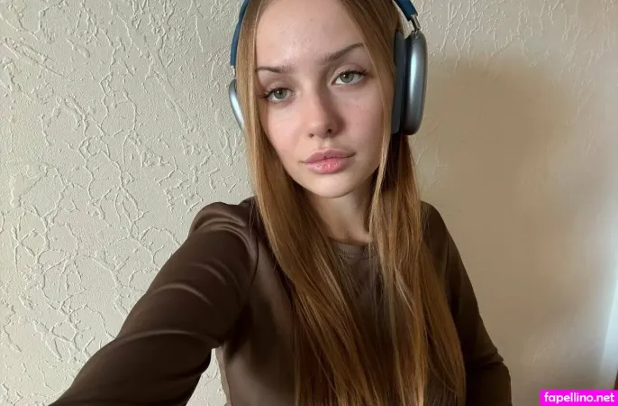 Ellenprincess OnlyFans Thumbnail #B2Ufsyxw05