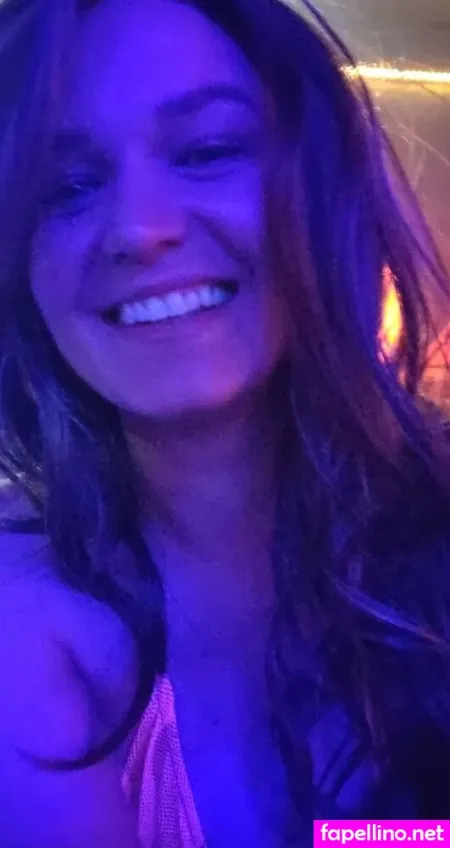 Elleohv Ee OnlyFans Thumbnail #IcShuoB70x