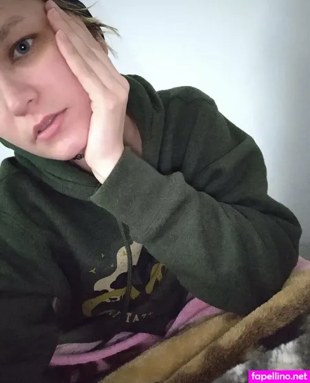 Elleohv Ee OnlyFans Thumbnail #IftJtUu3dC