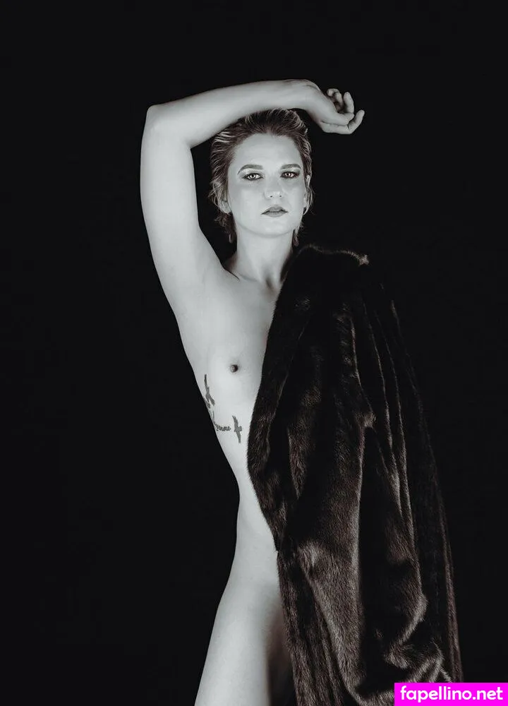 elleohv_ee, elleohvee Nude Leaked OnlyFans Photo #ZIKvrEOPaD