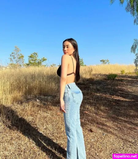 Ellerie Marie OnlyFans Thumbnail #m2hpE8UEQO