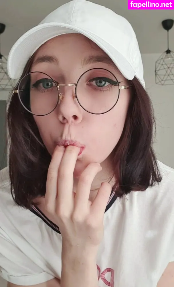 ellesclubxoxo, elleslove, heartsicx Nude Leaked OnlyFans Photo #Str087GtKv