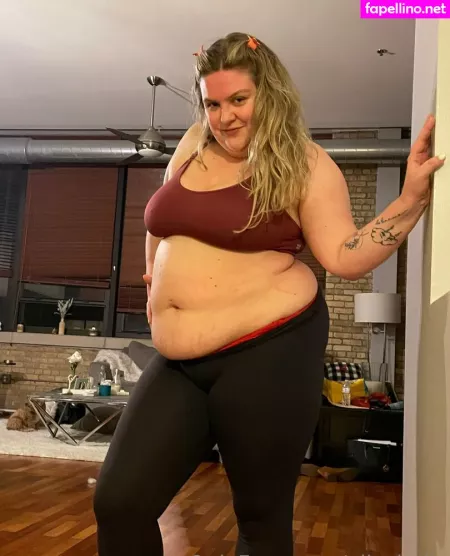 Ellesbelly OnlyFans Thumbnail #Ln7Y5fhRI5