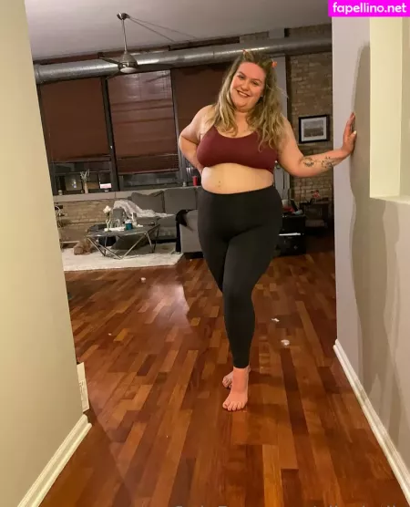 Ellesbelly OnlyFans Thumbnail #VbQDEw7m5n