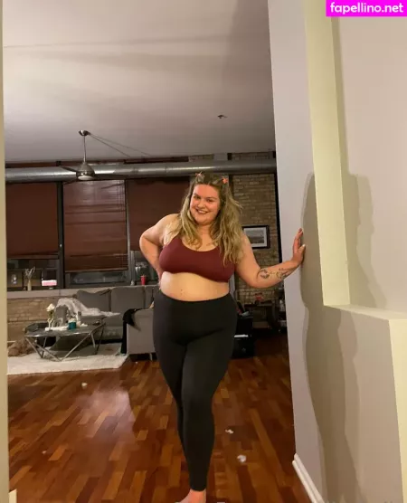 Ellesbelly OnlyFans Thumbnail #rEixT7dO5m