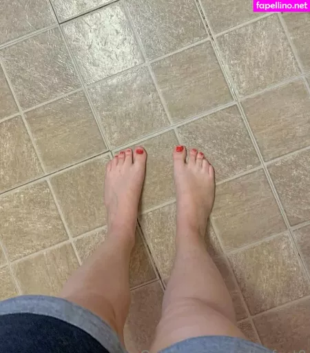 Ellesfeet8 OnlyFans Thumbnail #Ts1RuXs8K0