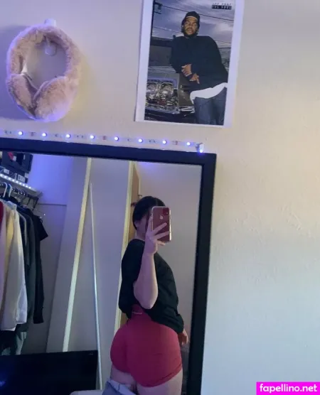 Elleskiii OnlyFans Thumbnail #XClZQbKh6c