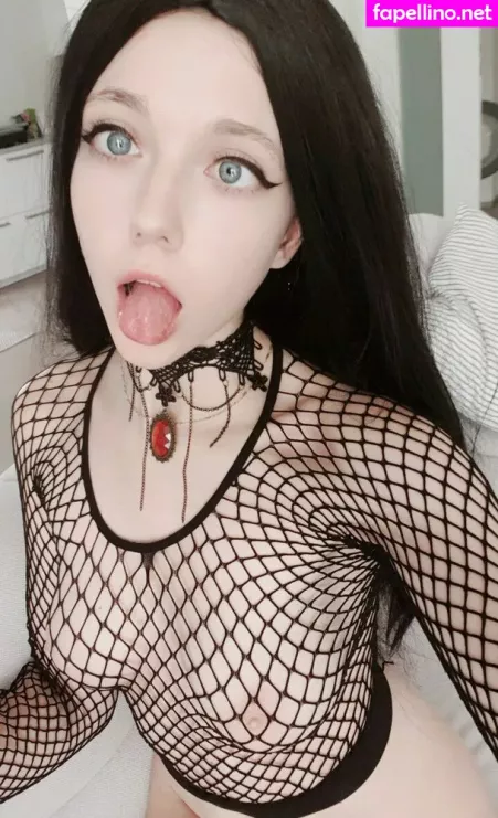 Elleslove OnlyFans Thumbnail #51qzDLDCvq