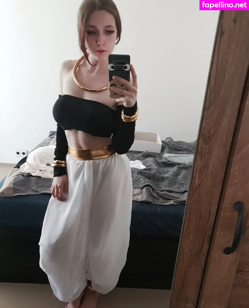 elleloveofficial, elles, ellesclub, elleslove, your_gal_elles Nude Leaked OnlyFans Photo #A2sPnUpjE5