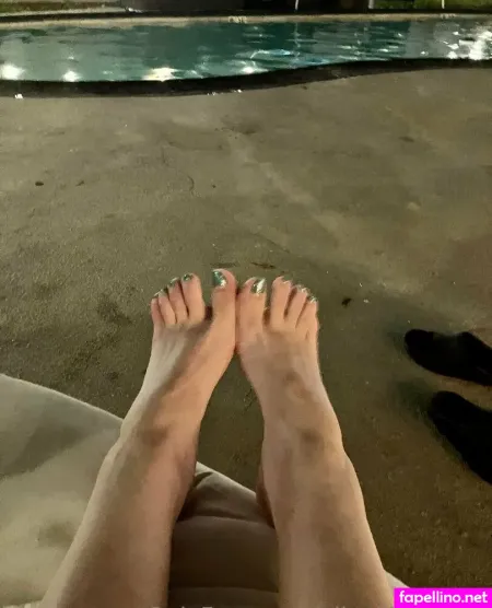 Ellevixen420 OnlyFans Thumbnail #2JNcEzCHzv