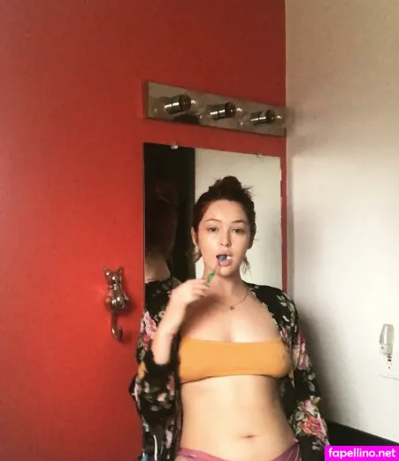 Elley Duhe OnlyFans Thumbnail #iOLMkr2TXy
