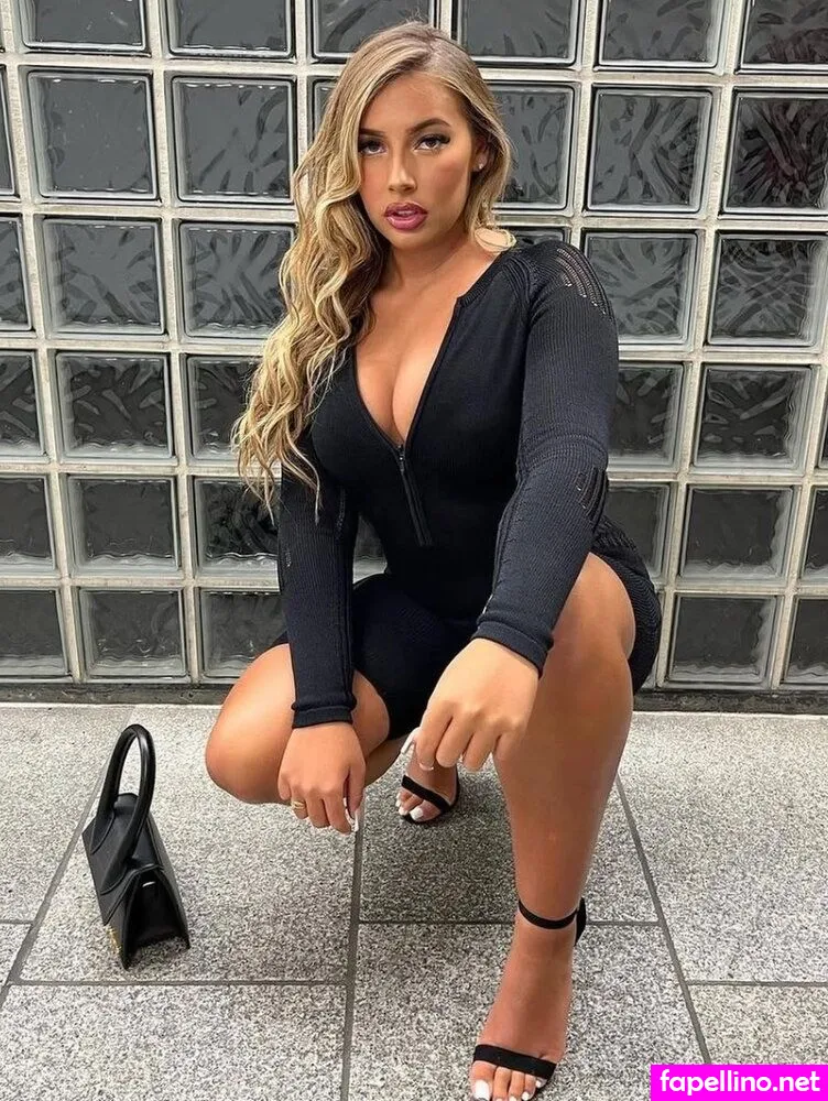 Elleyearlss Nude Leaked OnlyFans Photo #LoOABC4ZF8