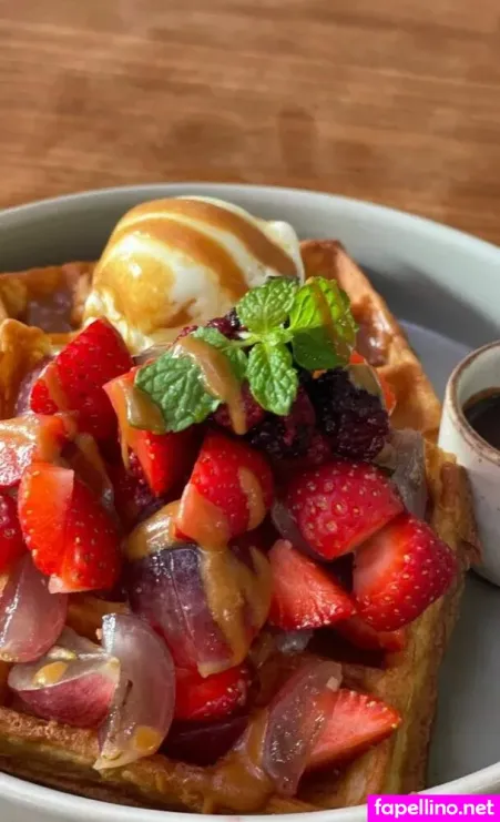 Elli 131313 Main Profile Photo