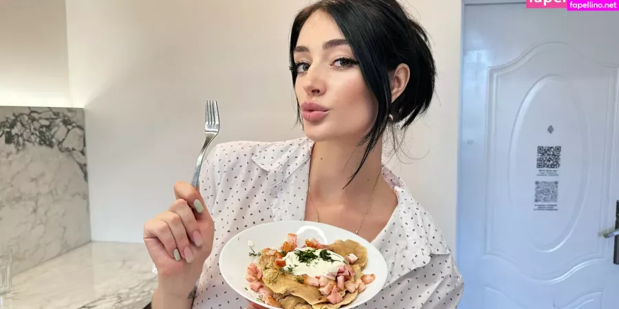 Elli Ana OnlyFans Thumbnail #8DUF29szog