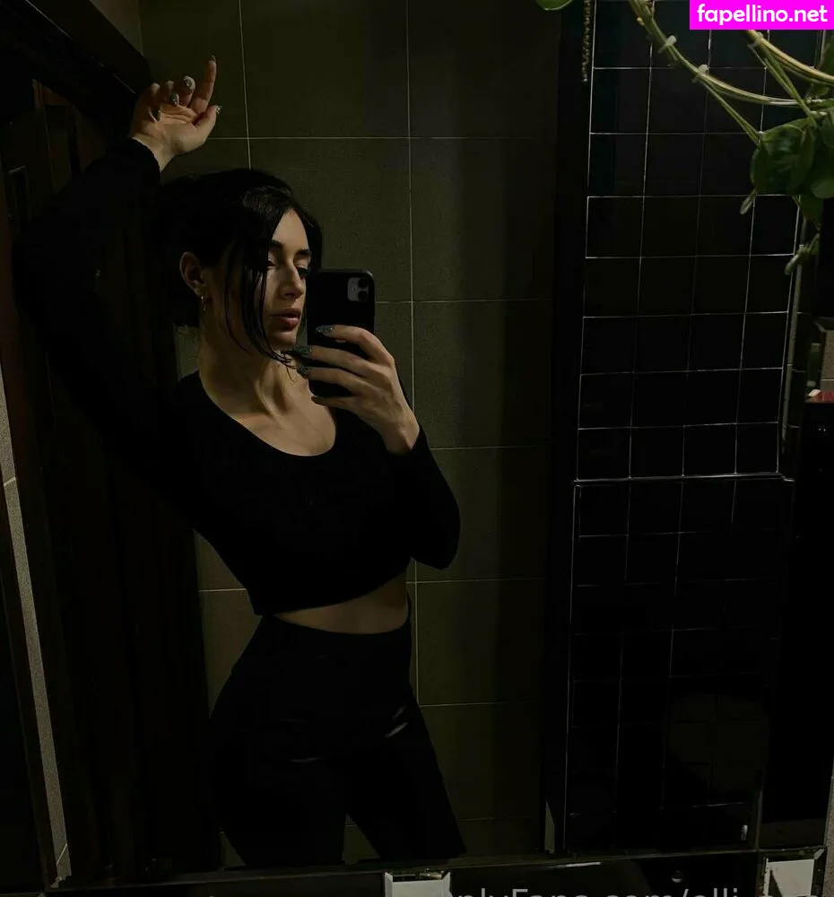 elli_ana, ellianawalmsley_ Nude Leaked OnlyFans Photo #CFZsi9iI72