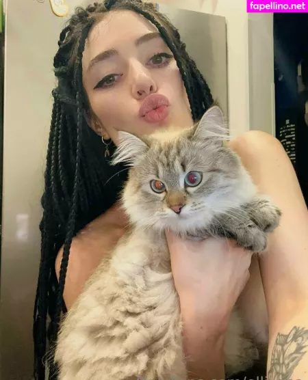 Elli Ana OnlyFans Thumbnail #duGcGMt2zf