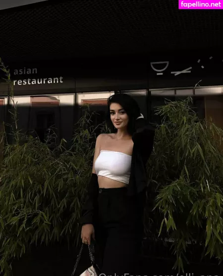 Elli Ana OnlyFans Thumbnail #tzaRvX2LJj