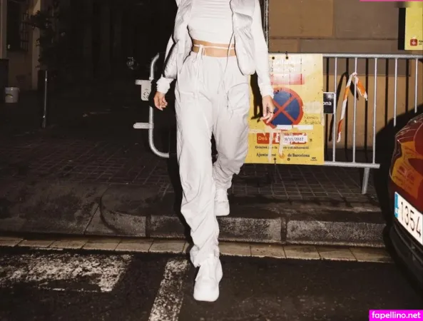 Elli H OnlyFans Thumbnail #F4PT09DjY7