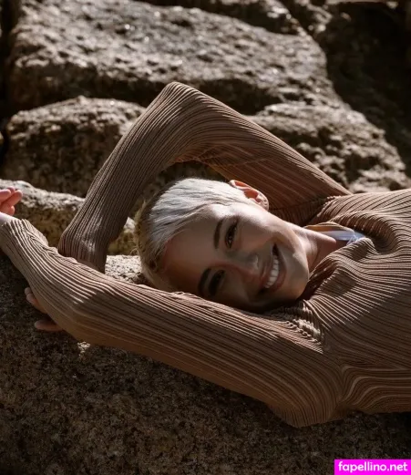 Elli H OnlyFans Thumbnail #i5ur1ctBLF