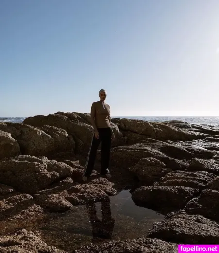 Elli H OnlyFans Thumbnail #mOfeqrWKXa