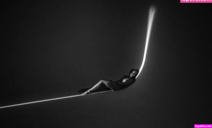 Elli Moon OnlyFans Thumbnail #XE2rETqXwV