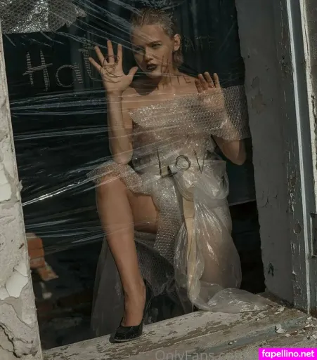 Elli Moon OnlyFans Thumbnail #ktHiFpJsBy