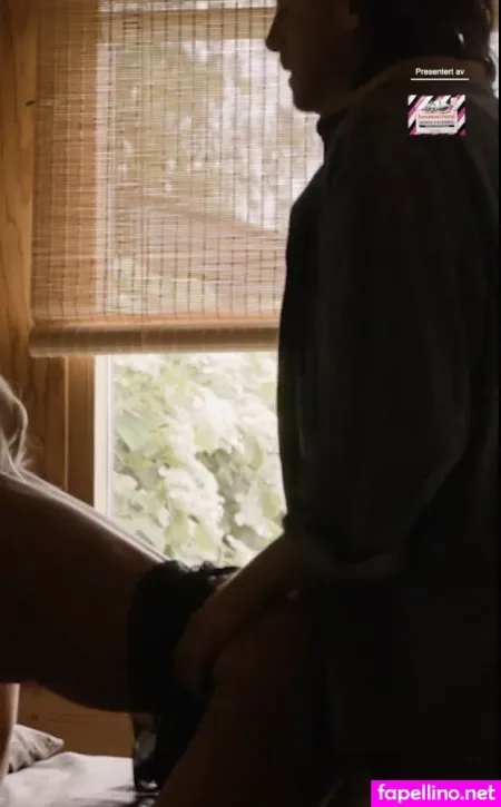 Elli Muller Osborne OnlyFans Thumbnail #CB1PH7XfIj