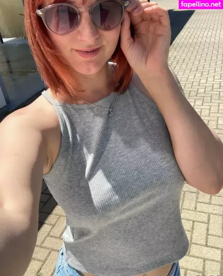 Elli Rose 2000 OnlyFans Thumbnail #2MbhP0vRQ6