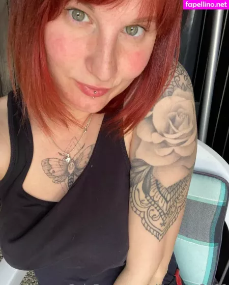 Elli Rose 2000 OnlyFans Thumbnail #31NiZCJfNk