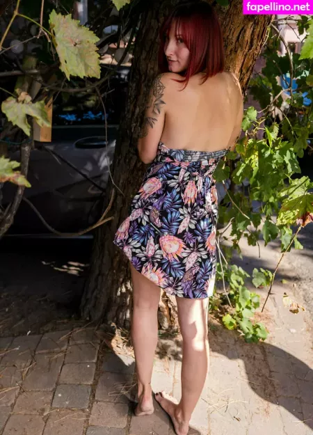 Elli Rose 2000 OnlyFans Thumbnail #In9wj9iUJo