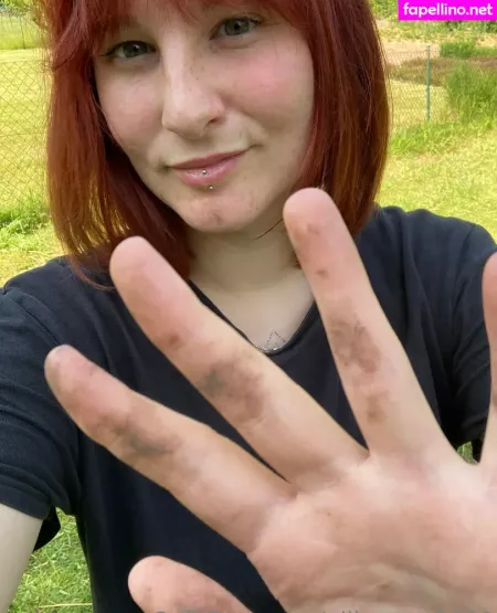 Elli Rose 2000 OnlyFans Thumbnail #kMaWx4Z75E