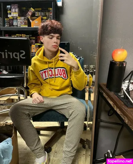 Elliblunts OnlyFans Thumbnail #9Gq6ya7bSs