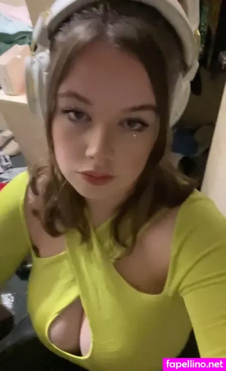 Ellie B OnlyFans Thumbnail #jQd55heBDA