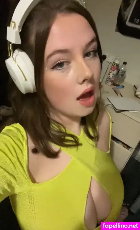 Ellie B OnlyFans Thumbnail #otgTZ0w8UM