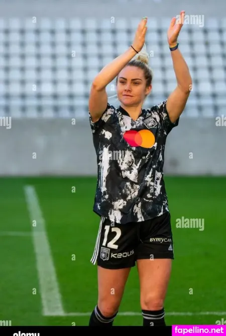 Ellie Carpenter OnlyFans Thumbnail #qm6GqX5Ahv