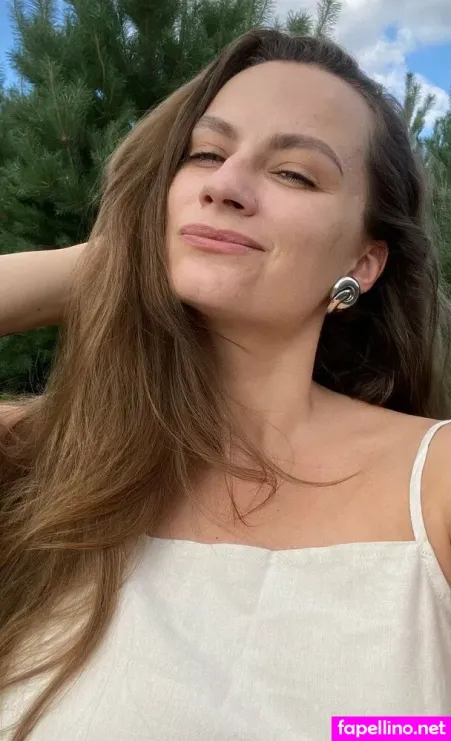 Ellie Clark OnlyFans Thumbnail #6lZv8mXEBL