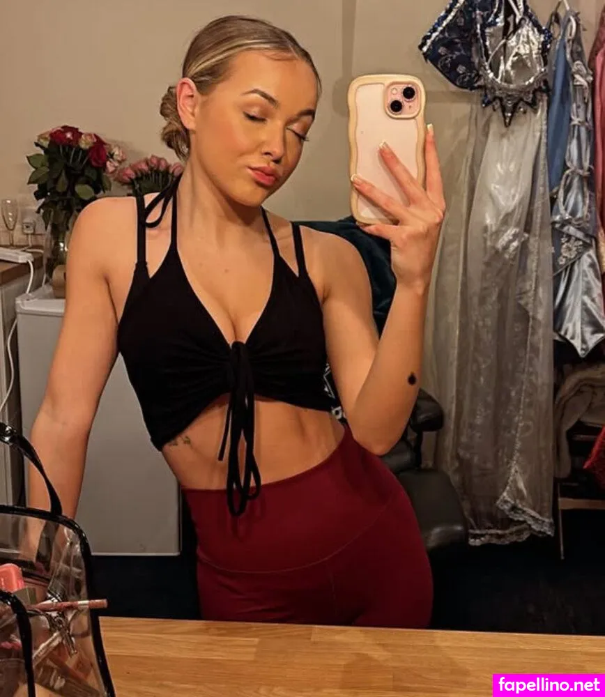 elliedadd_ Nude Leaked OnlyFans Photo #KnPsoaNbRj