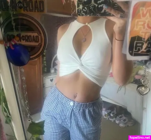 Ellie Done OnlyFans Thumbnail #VlqjtQs0k4