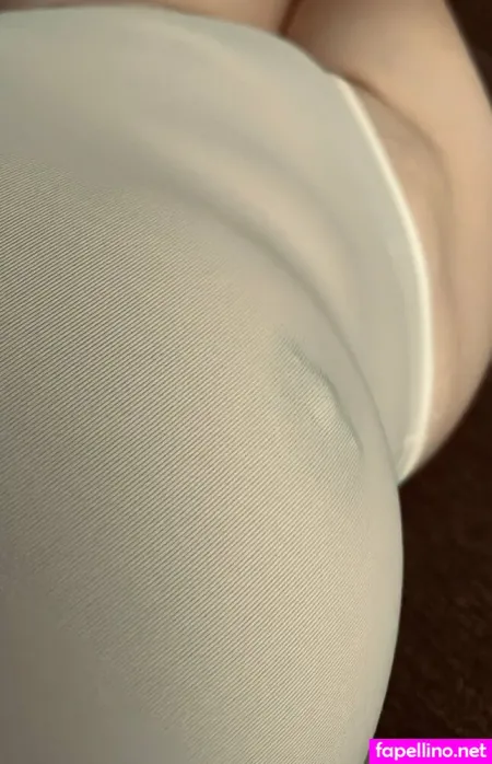 Ellie E Main Profile Photo