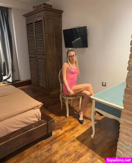 Ellie Edwards OnlyFans Thumbnail #Y1bc5z7pjh