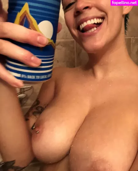 Ellie Evergreen OnlyFans Thumbnail #3vsBrwH2Ts