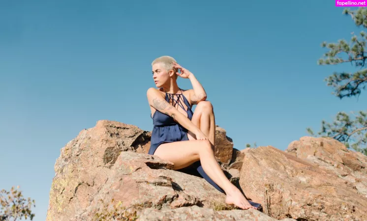 Ellie Evergreen OnlyFans Thumbnail #5yPu2oSb0i
