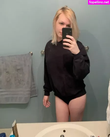 Ellie Exx OnlyFans Thumbnail #hM8ZENWqD7