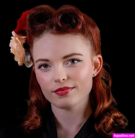 Ellie From Whatculture OnlyFans Thumbnail #w3BEYetbth