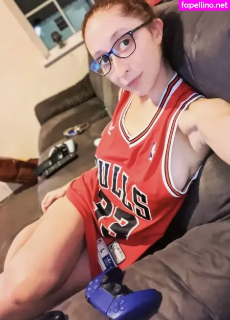 Ellie Hayden OnlyFans Thumbnail #CvkCk0rX38