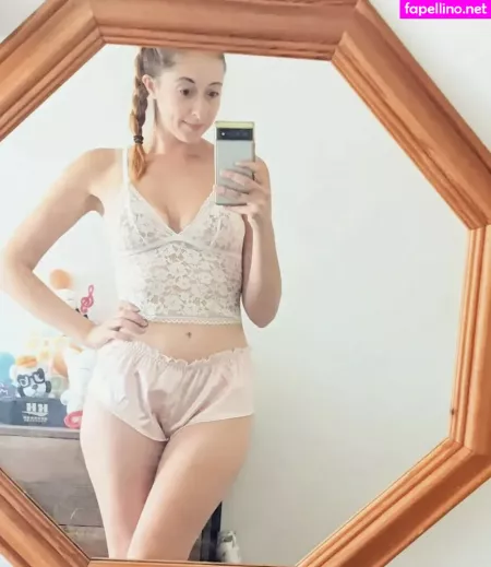 Ellie Hayden OnlyFans Thumbnail #f2aO3k5GeM